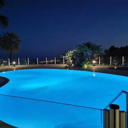 French Riviera مينتون